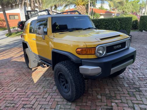 2007 Toyota FJ Cruiser Base