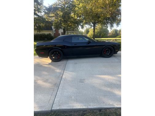 2008 Dodge Challenger SRT8