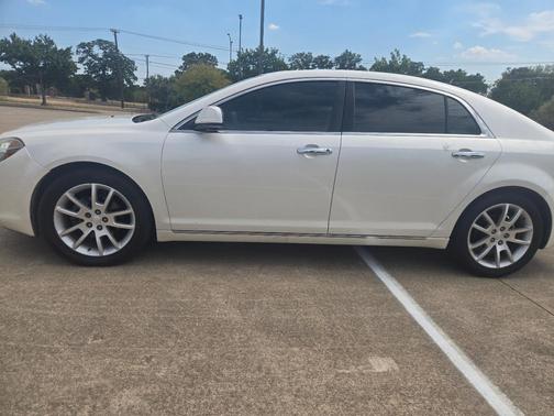 White 2012 Chevrolet Malibu LTZ
