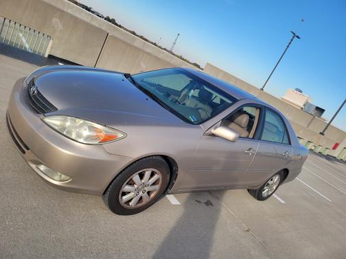 2003 Toyota Camry XLE