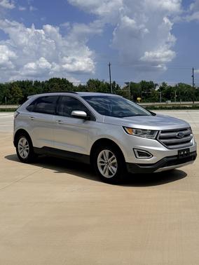 Silver 2017 Ford Edge SEL