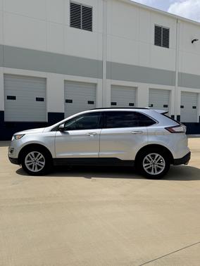 Silver 2017 Ford Edge SEL