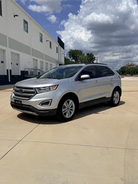 Silver 2017 Ford Edge SEL