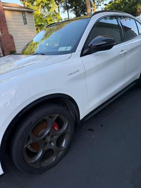 White 2025 Alfa Romeo Stelvio Sprint
