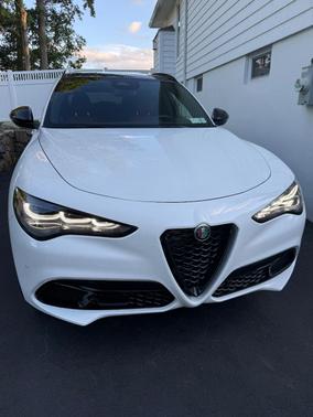 White 2025 Alfa Romeo Stelvio Sprint