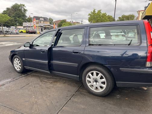 2003 Volvo V70 2.4
