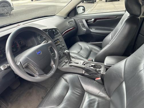 2003 Volvo V70 2.4