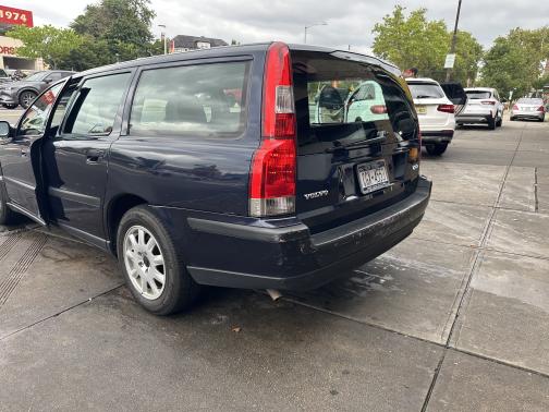 2003 Volvo V70 2.4