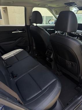 Blue 2022 Kia Seltos EX