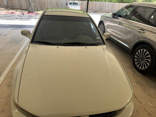 White 2003 Mitsubishi Galant ES