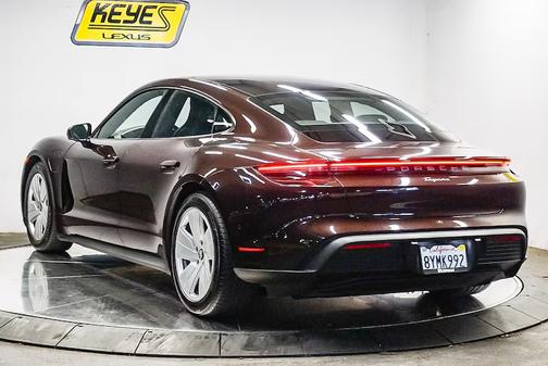 2021 Porsche Taycan Taycan