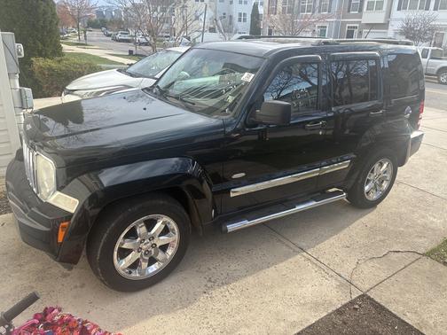 Black 2012 Jeep Liberty Sport