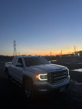 2017 GMC Sierra 1500 SLT