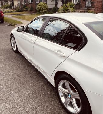 Photo 3 of 16 of 2013 BMW 328 i xDrive