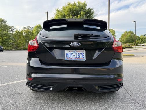 Black 2013 Ford Focus ST Base