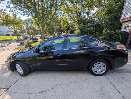 2010 Nissan Altima 2.5 S