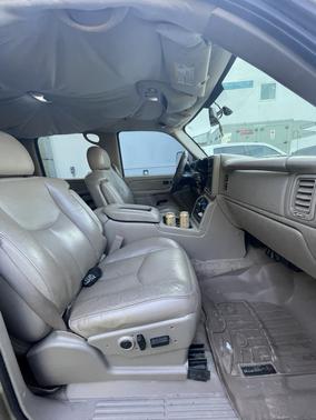 Gold 2004 GMC Sierra 2500 SLT H/D Crew Cab