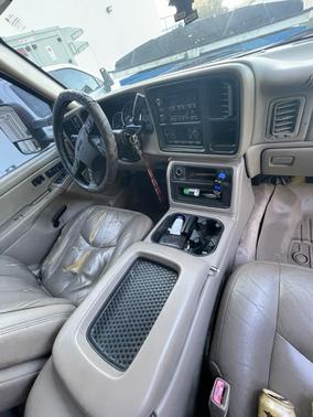 Gold 2004 GMC Sierra 2500 SLT H/D Crew Cab