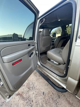 Gold 2004 GMC Sierra 2500 SLT H/D Crew Cab