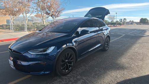 2023 Tesla Model X Base