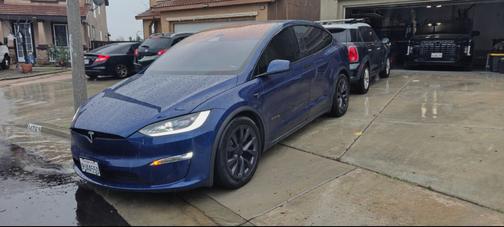 2023 Tesla Model X Base