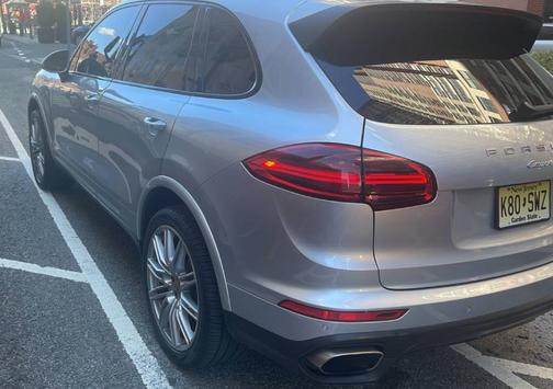 2018 Porsche Cayenne Platinum Edition