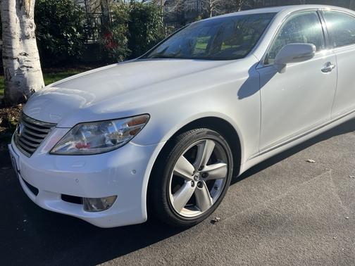 2010 Lexus LS 460 L