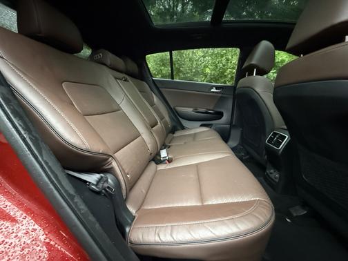 Red 2017 Kia Sportage SX Turbo