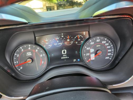 White 2018 Chevrolet Camaro 2SS