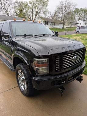 Black 2008 Ford F-250 Lariat Crew Cab Super Duty