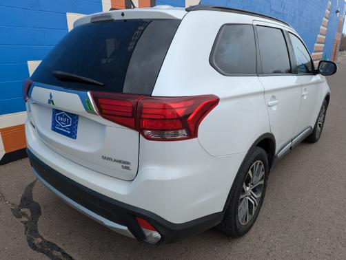 2016 Mitsubishi Outlander SEL