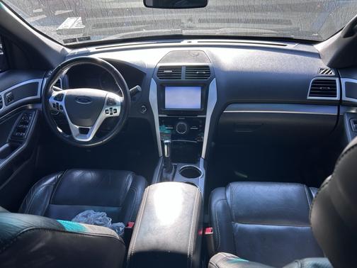 2014 Ford Explorer Sport