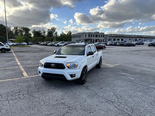 2015 Toyota Tacoma Base