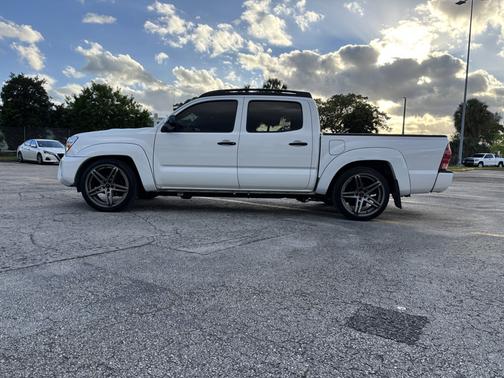 2015 Toyota Tacoma Base