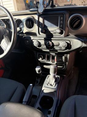 2020 Jeep Wrangler Sport