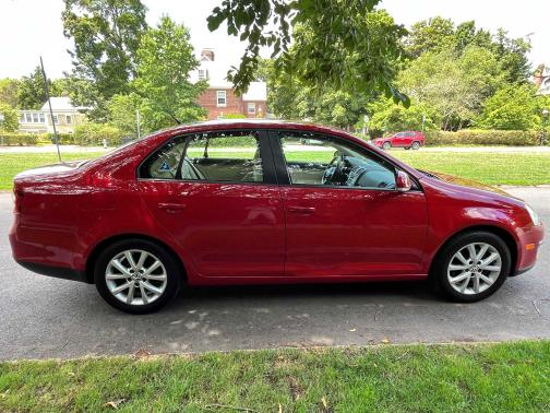 2010 Volkswagen Jetta Limited Edition