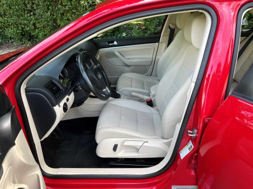 2010 Volkswagen Jetta Limited Edition