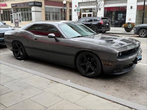 2015 Dodge Challenger SXT