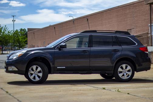 2012 Subaru Outback 2.5i Limited