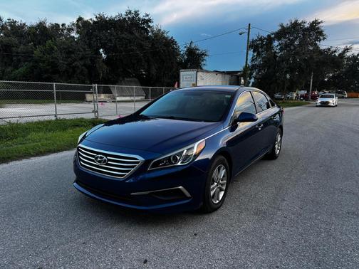 Blue 2017 Hyundai SONATA SE