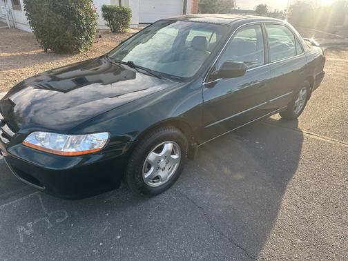 Green 2000 Honda Accord EX-L