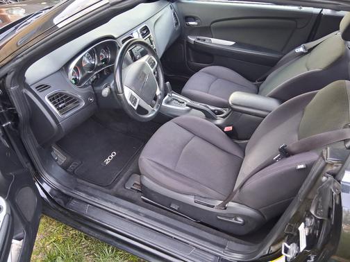 Black 2012 Chrysler 200 Touring