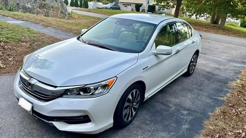 White 2017 Honda Accord Hybrid Base