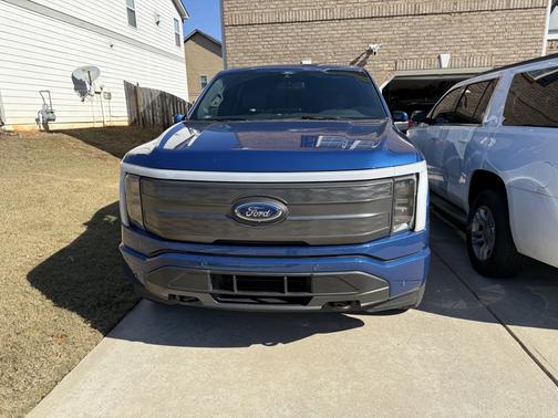 2022 Ford F-150 Lightning LARIAT