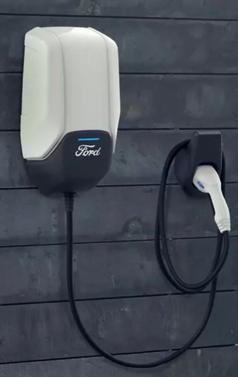 2022 Ford F-150 Lightning LARIAT