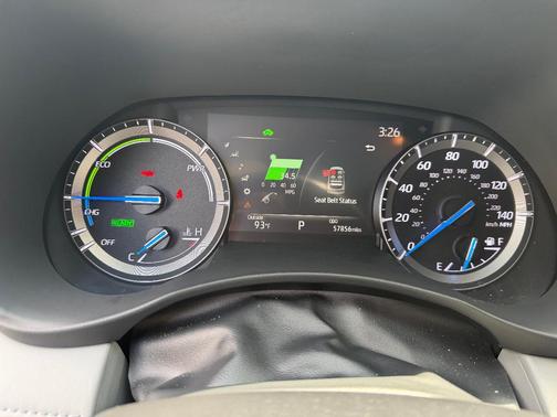 Gray 2020 Toyota Highlander Hybrid XLE
