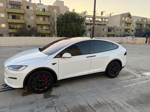 White 2023 Tesla Model X Plaid