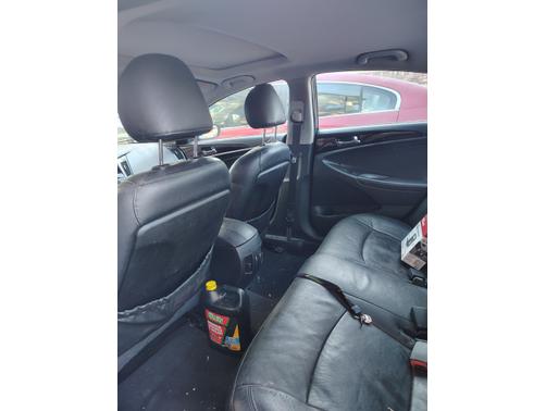 2011 Hyundai SONATA Limited 2.0T