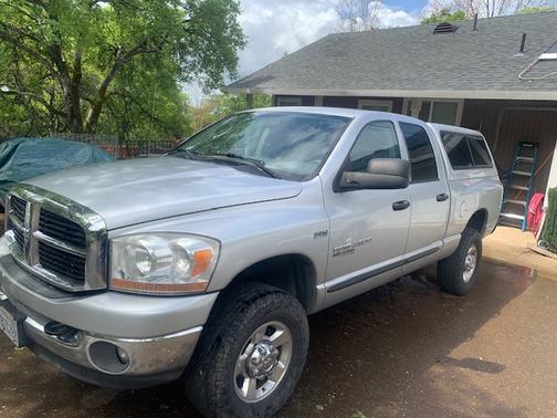 2006 Dodge Ram 2500 SLT Quad Cab