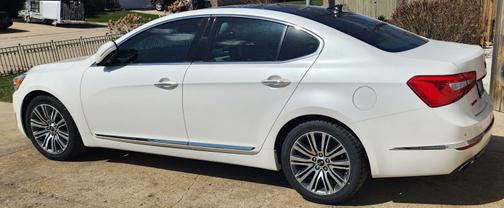 2015 Kia Cadenza Premium